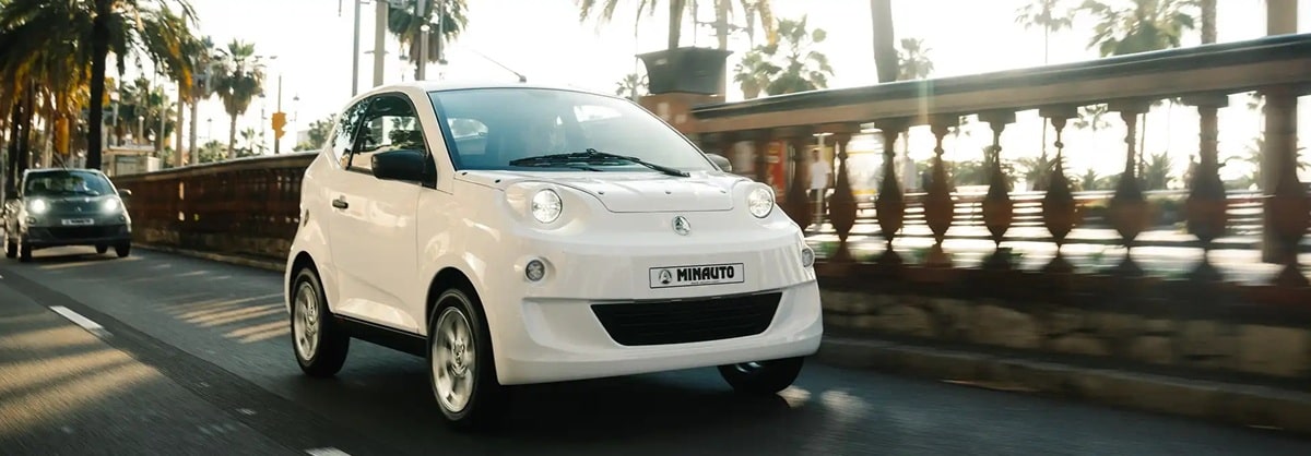 Aixam Minauto domine le marché des voitures sans permis