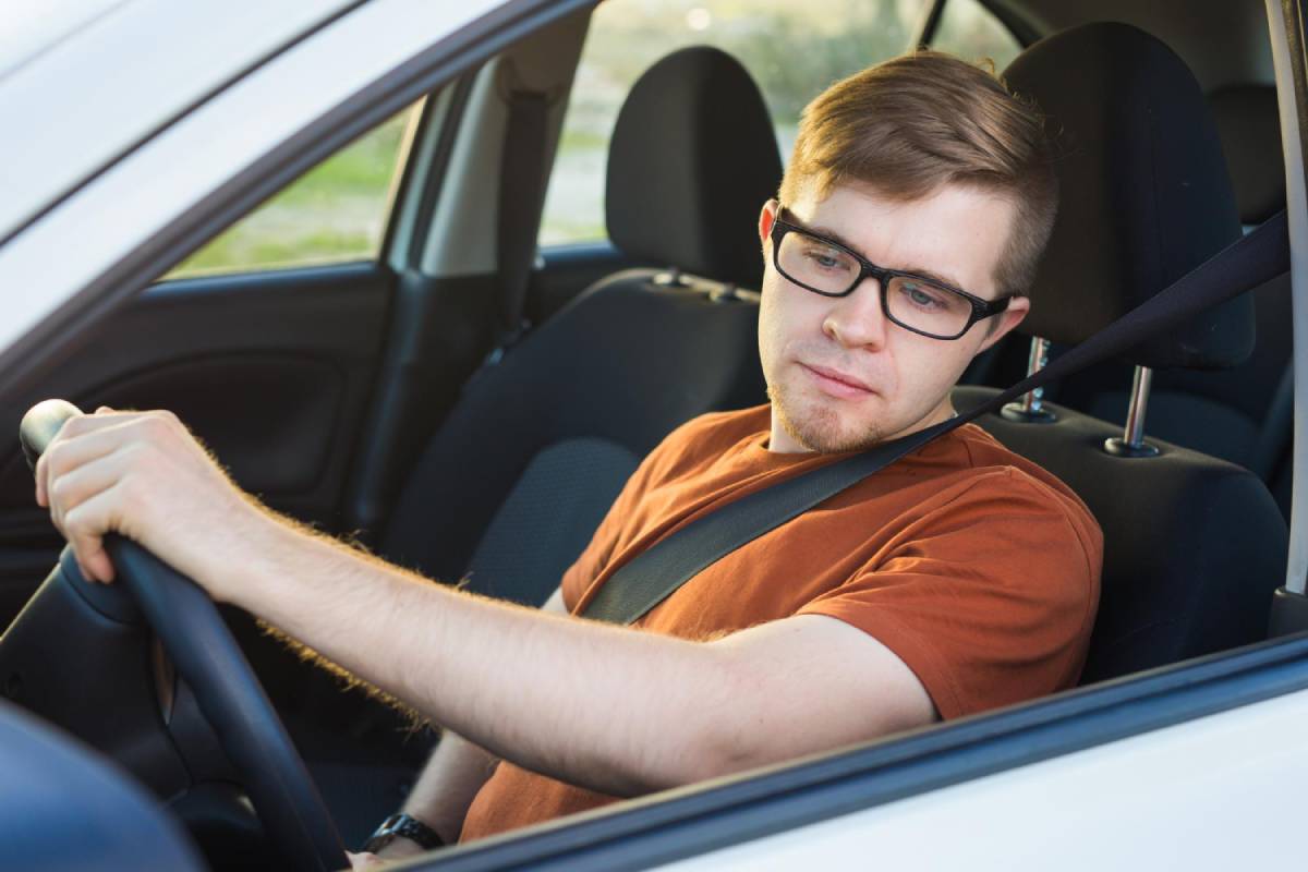 Assurance auto pour jeune conducteur malussé