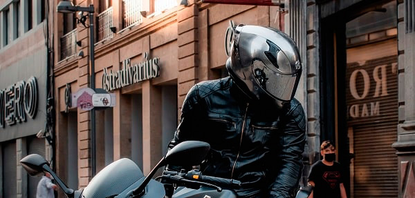 Comment entretenir son casque moto ?