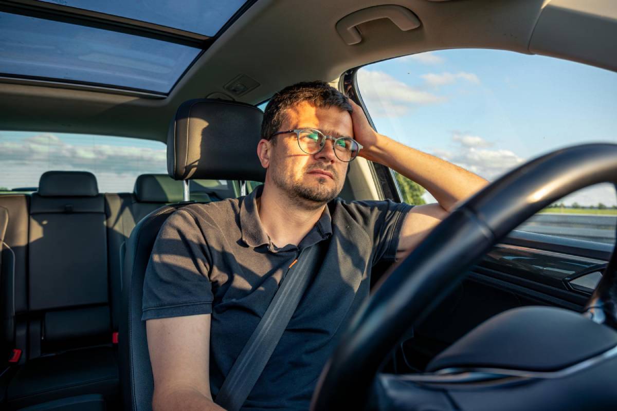 Conducteur frustré après une résiliation pour non-paiement de son assurance