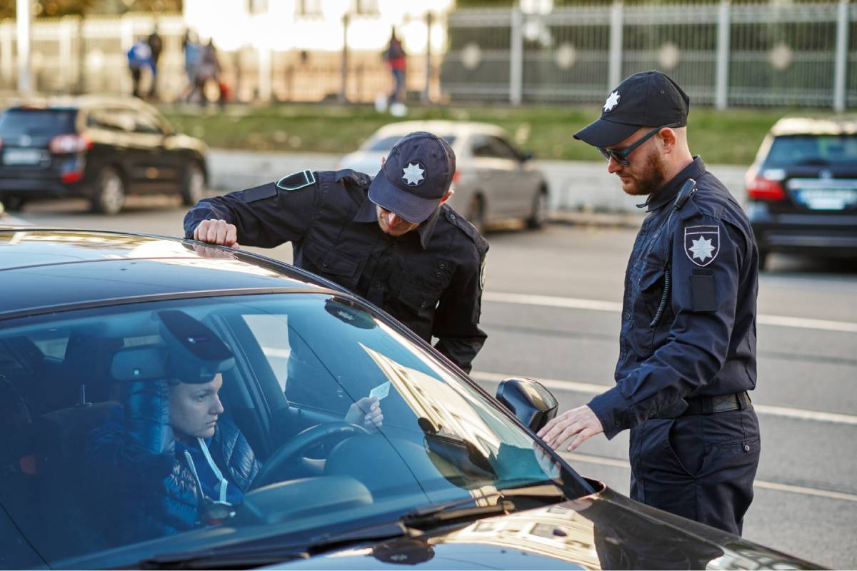 Conducteur arrêté puis permis suspendu