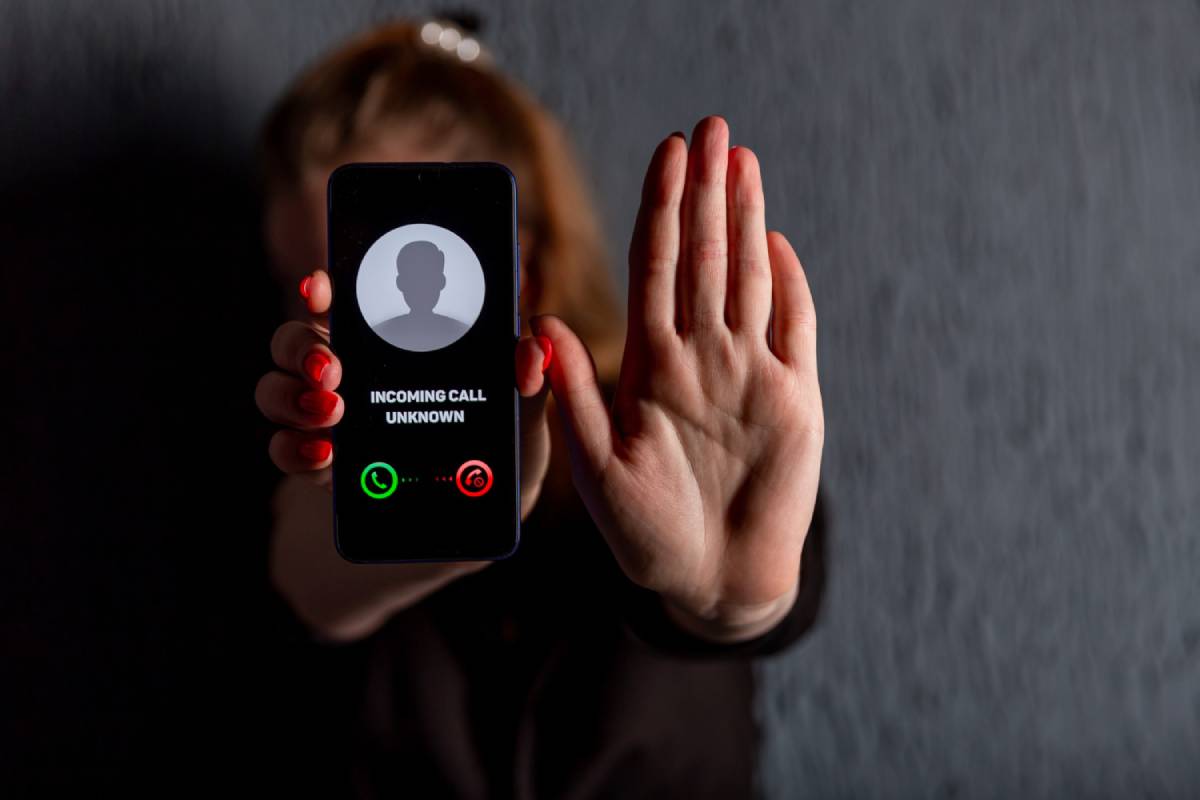 Stop au harcèlement téléphonique selon la loi n° 2025-594 du 30 juin 2025
