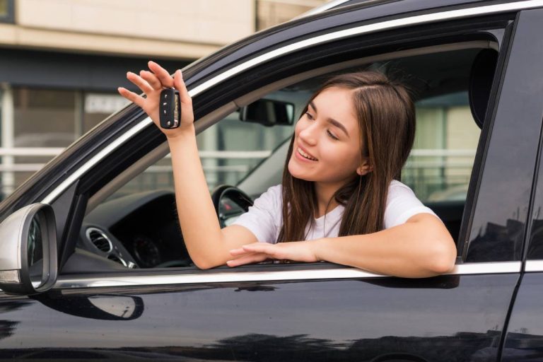 Quelles sont les garanties indispensables pour une voiture sans permis ?