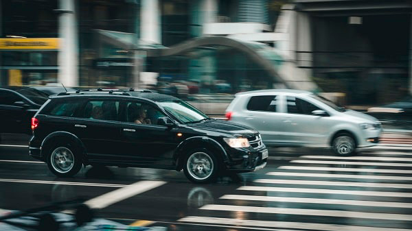 Assurance auto moins chère avec un petit moteur